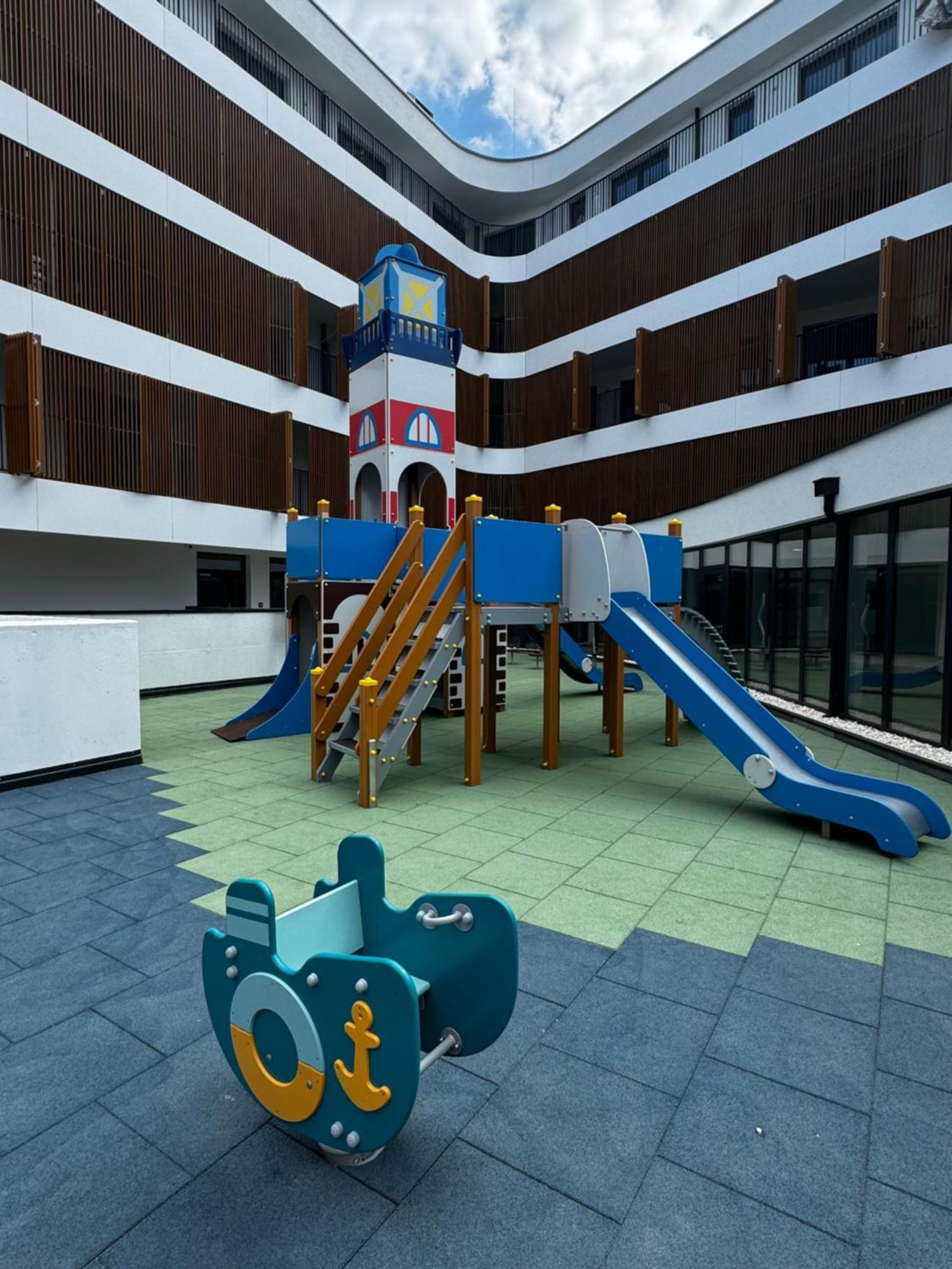 Baltic Waves Resort Apartment A012 Free Parking 米兹多洛杰 外观 照片