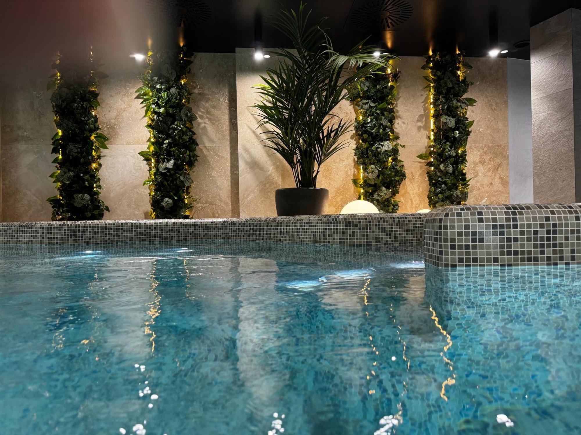 Baltic Waves Resort Apartment A012 Free Parking 米兹多洛杰 外观 照片