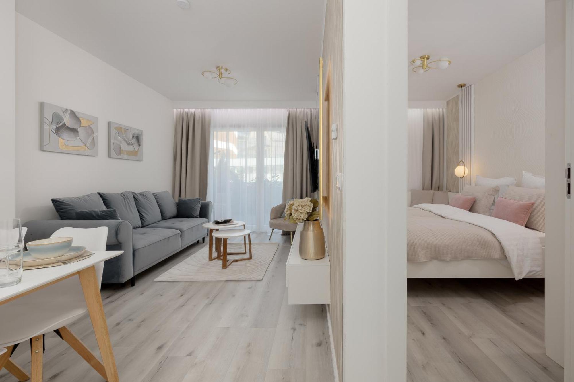 Baltic Waves Resort Apartment A012 Free Parking 米兹多洛杰 外观 照片